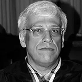 Acad. Alair Augusto Sarmet dos Santos – UFF