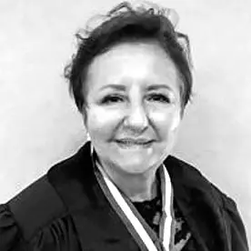 Acad. Vânia Silami Lopes – UFF