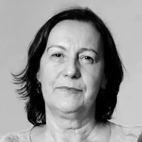 Profa. Dra. Ligia Bahia – UFRJ